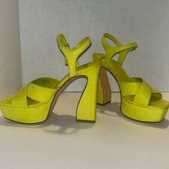 Nine West heels - Picture 3 of 13